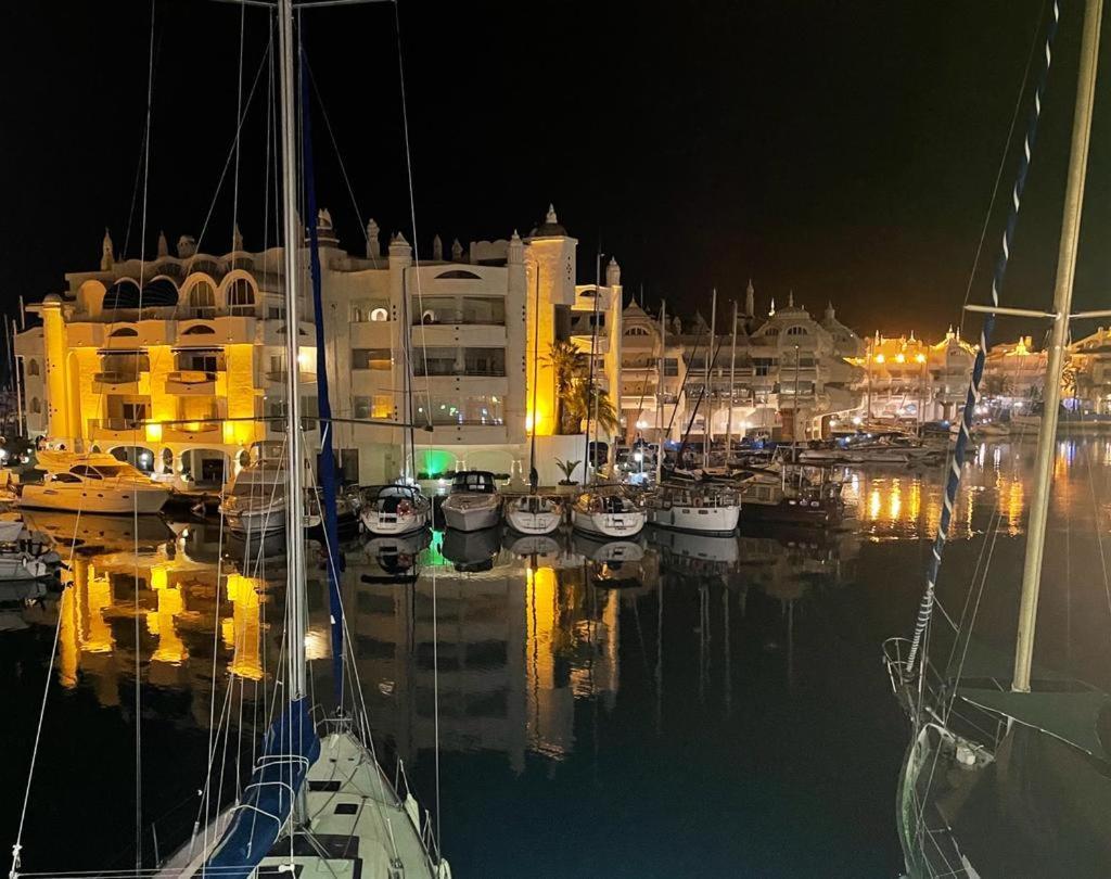 Atico En Puerto Marina Leilighet Benalmádena Eksteriør bilde